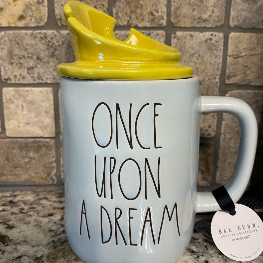 NWT Rae Dun Disney Once A Dream Mugg